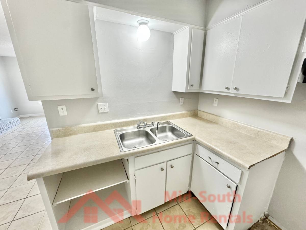 Townhouse for rent at 3538 Christine Rd, Memphis, TN 38118