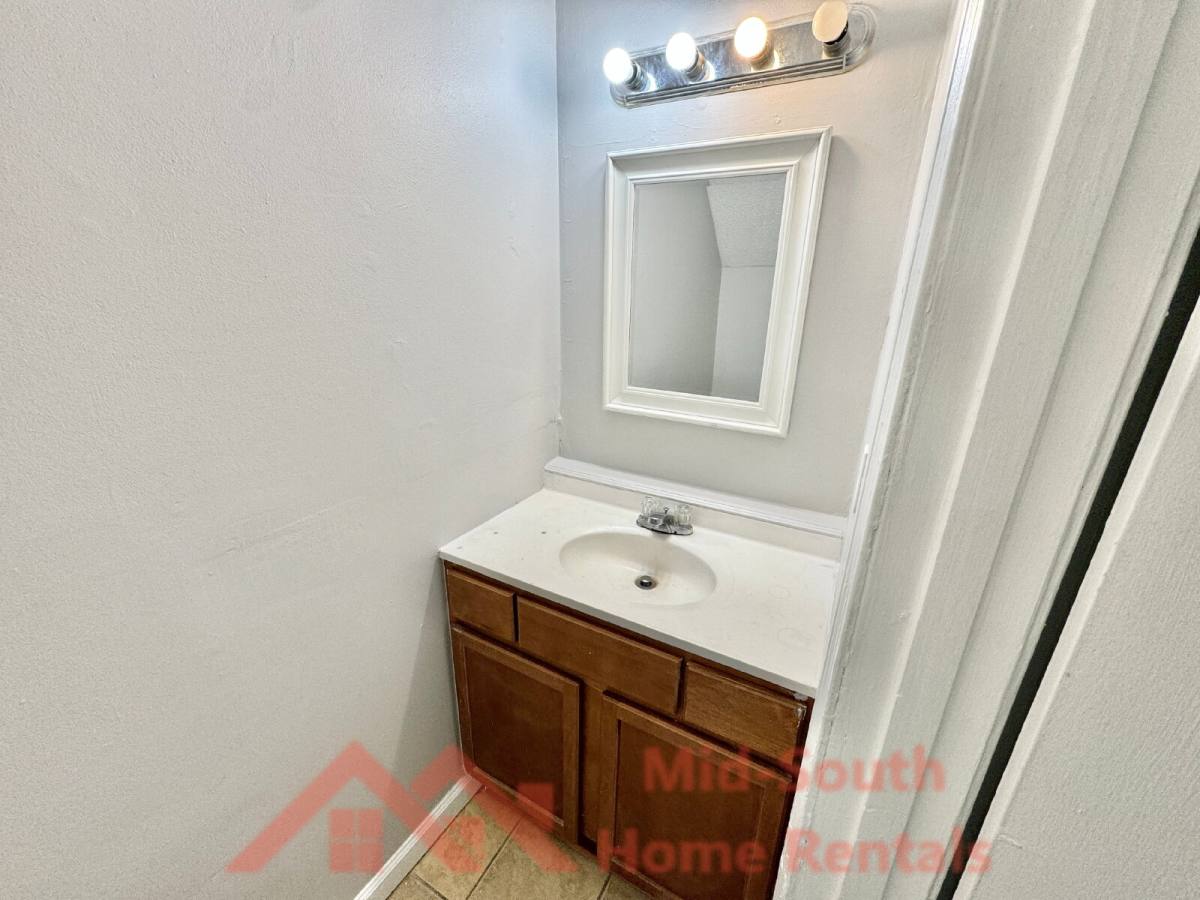 Townhouse for rent at 3538 Christine Rd, Memphis, TN 38118