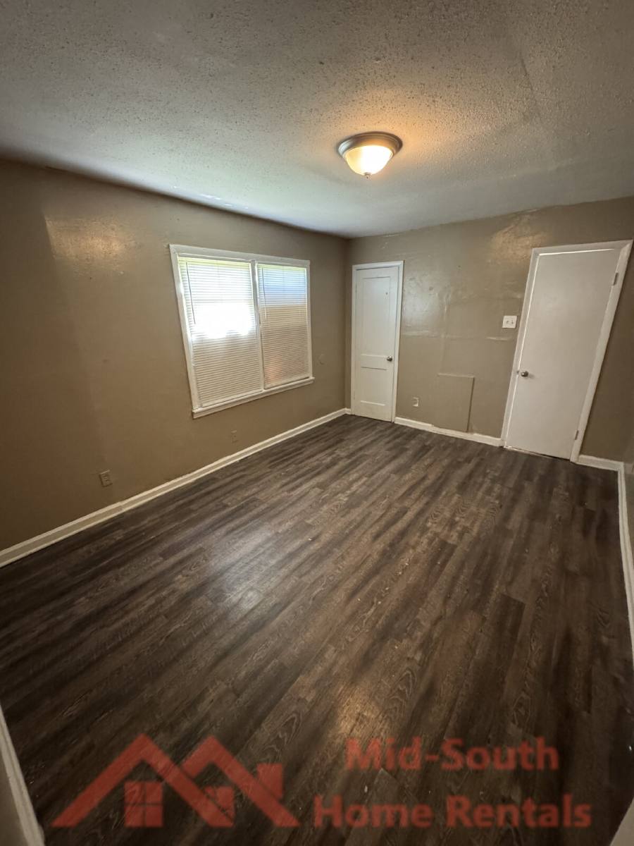 Apartment for rent at 1604 Echles St, Memphis, TN 38111