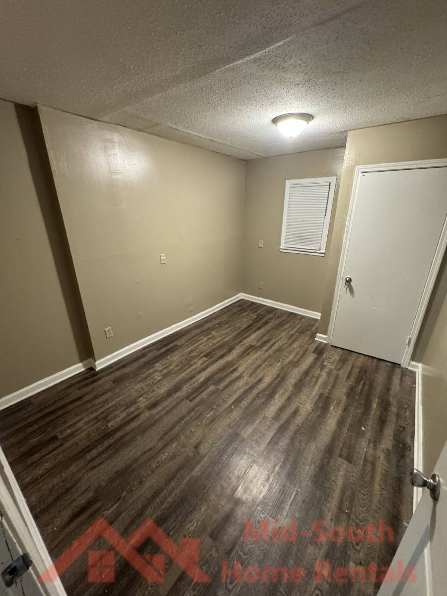 Apartment for rent at 1604 Echles St, Memphis, TN 38111