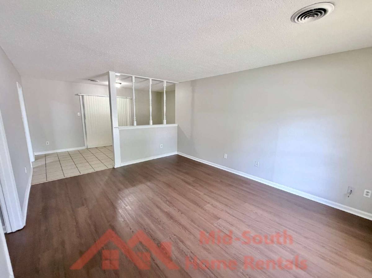 House for rent at 4147 Hallview Dr, Memphis, TN 38128