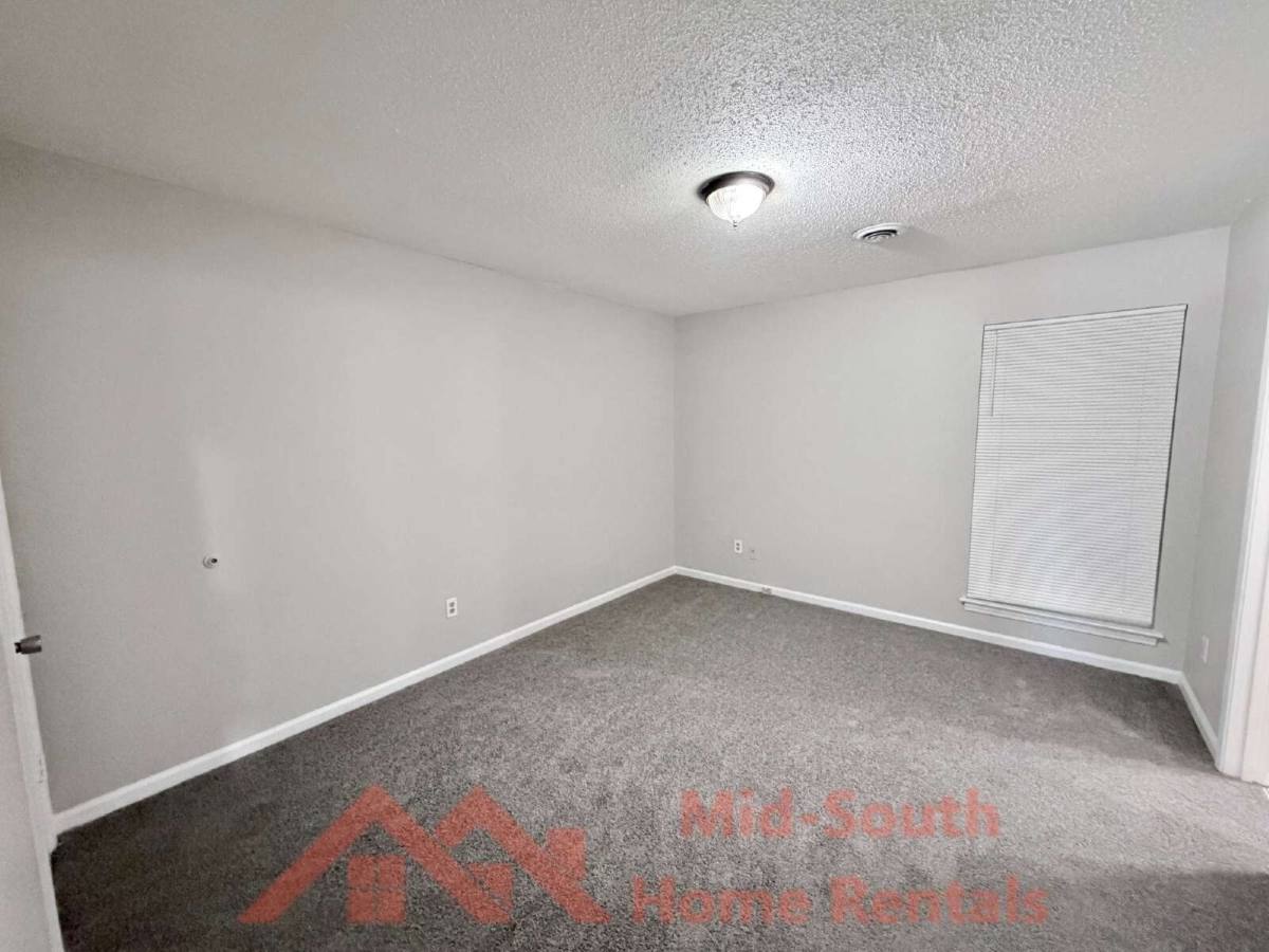 House for rent at 4147 Hallview Dr, Memphis, TN 38128