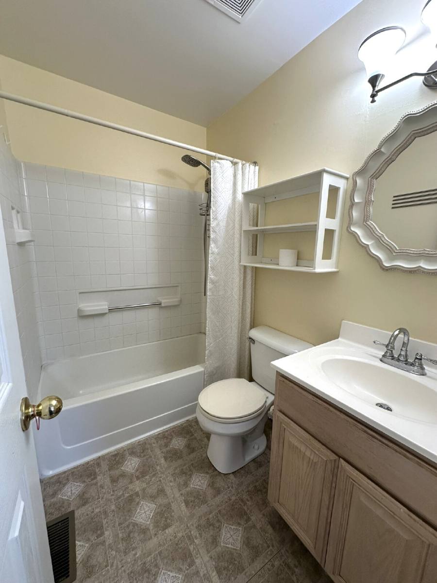 Townhouse for rent at 850 Medinah Circle, Westminster, MD 21158