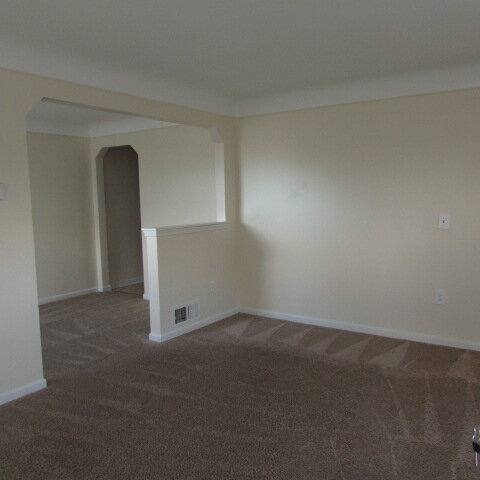 Apartment for rent at 23540 Glenbrook, Saint Clair Shores, MI 48082