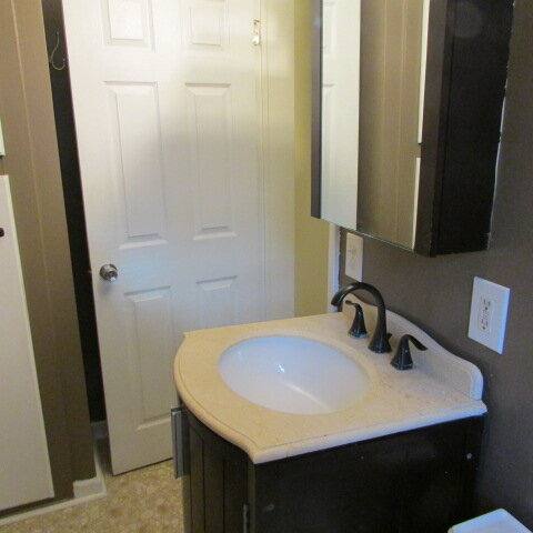 Apartment for rent at 23540 Glenbrook, Saint Clair Shores, MI 48082