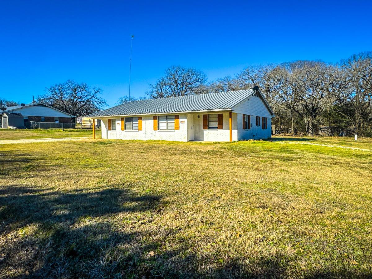 Apartment for rent at 617 County Rd 805A #1, Cleburne, TX 76031