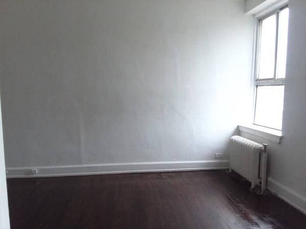 Apartment for rent at 10 Ferris St #HIGHLA, Highland Park, MI 48203