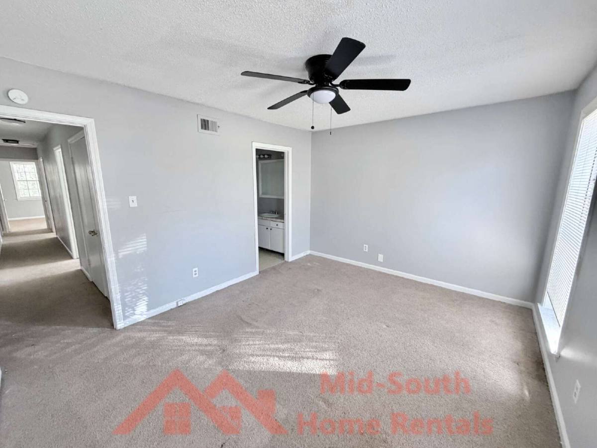 Townhouse for rent at 4016 Socorro Dr, Memphis, TN 38128