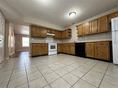 Townhouse for rent at 350 Codell Dr, Lexington, KY 40509