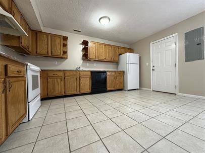 Townhouse for rent at 350 Codell Dr, Lexington, KY 40509