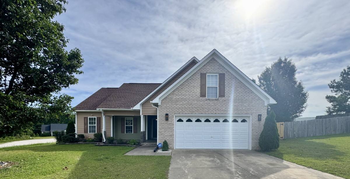 House for rent at 470 Rushmore Court, Raeford, NC 28376
