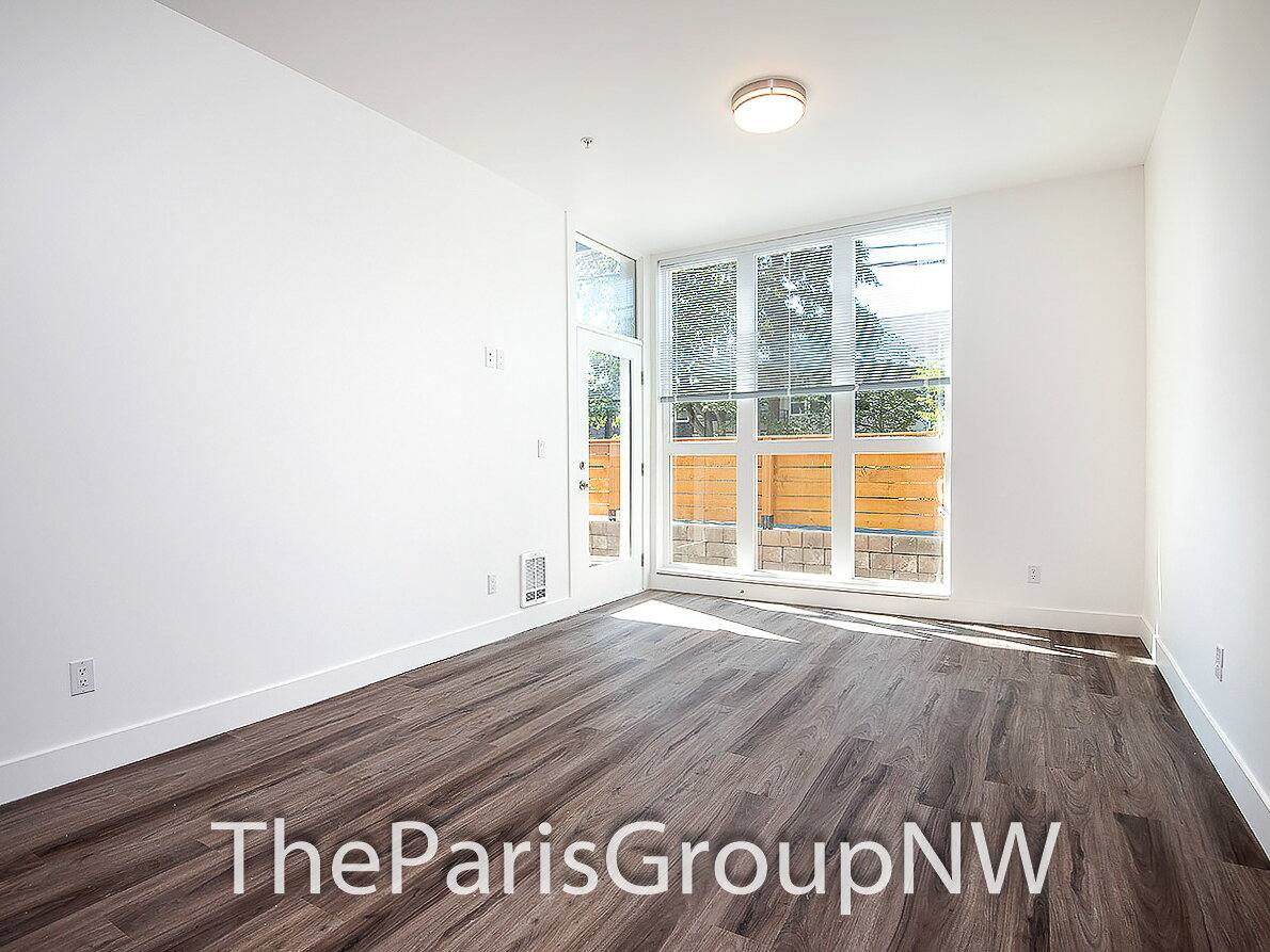 Apartment for rent at 3108 NE 145th St #102, Seattle, WA 98155