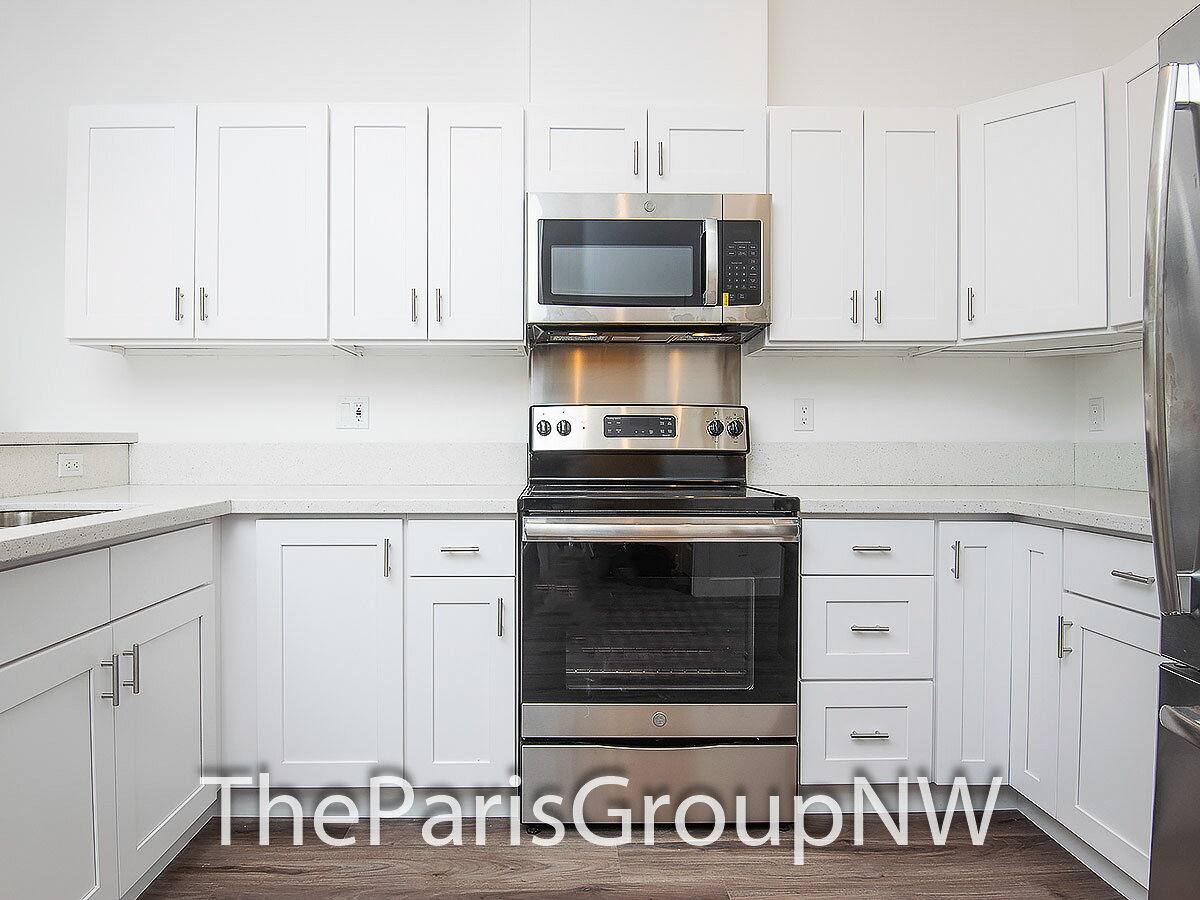 Apartment for rent at 3108 NE 145th St #102, Seattle, WA 98155