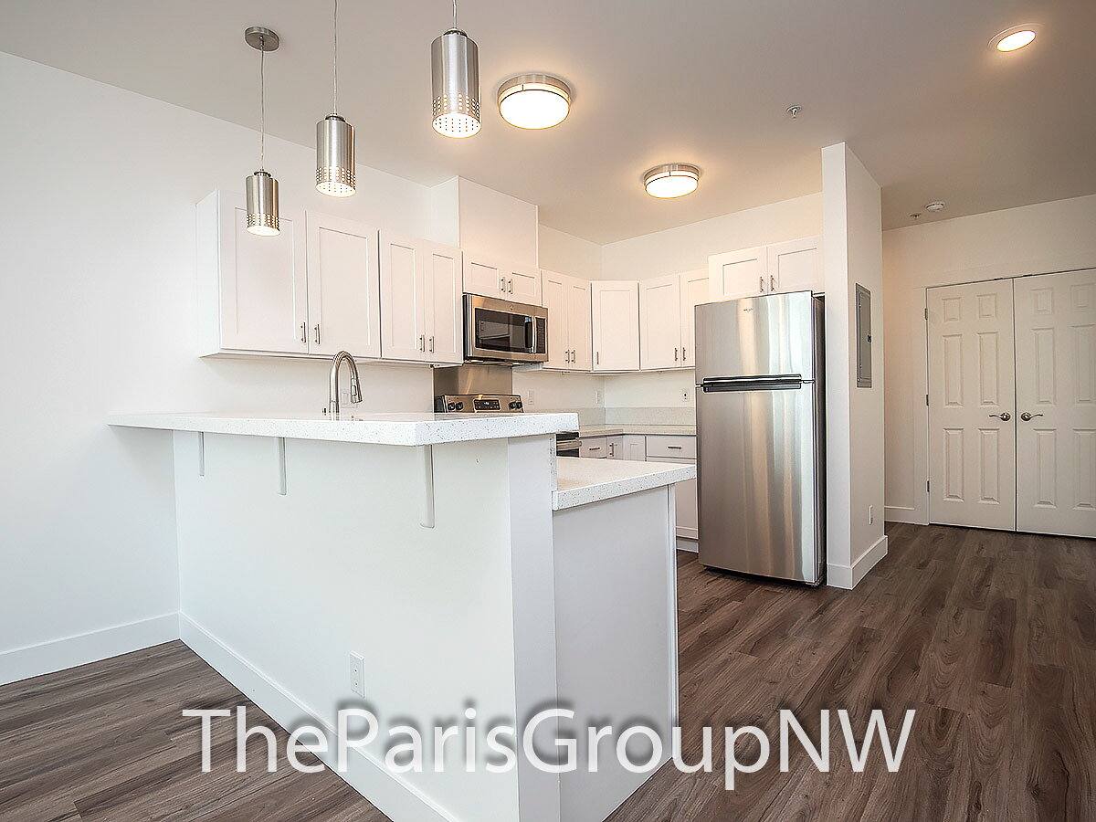 Apartment for rent at 3108 NE 145th St #304, Seattle, WA 98155