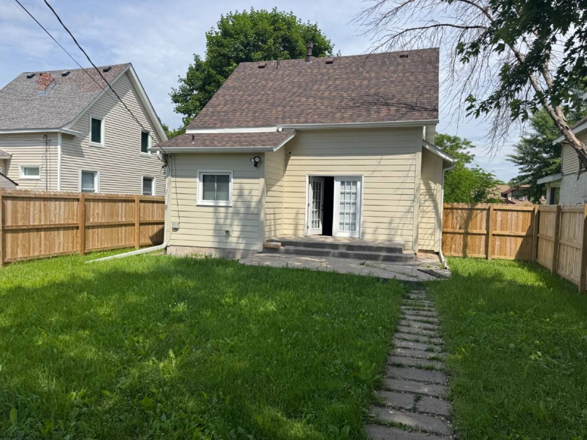House for rent at 2947 Morgan Ave N, Minneapolis, MN 55411