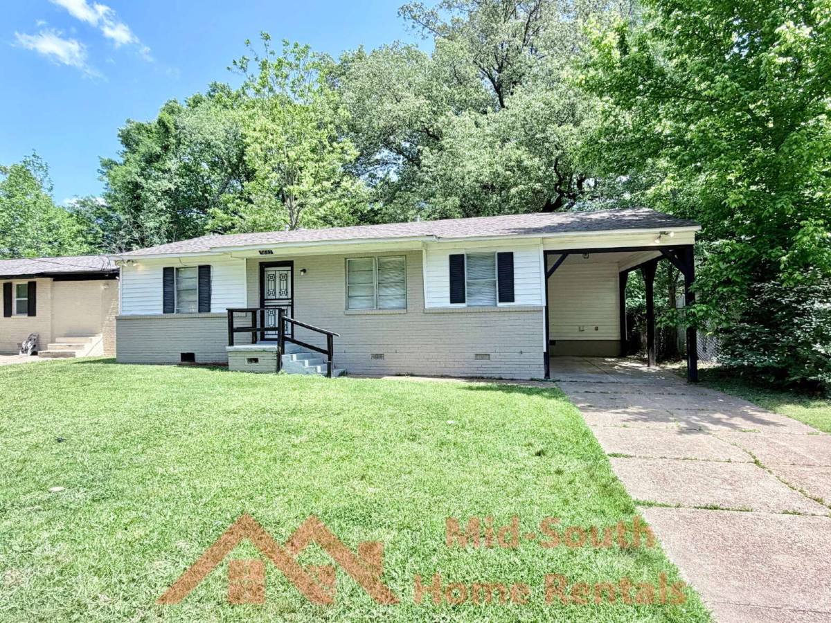 House for rent at 3682 Suzanne Dr, Memphis, TN 38127