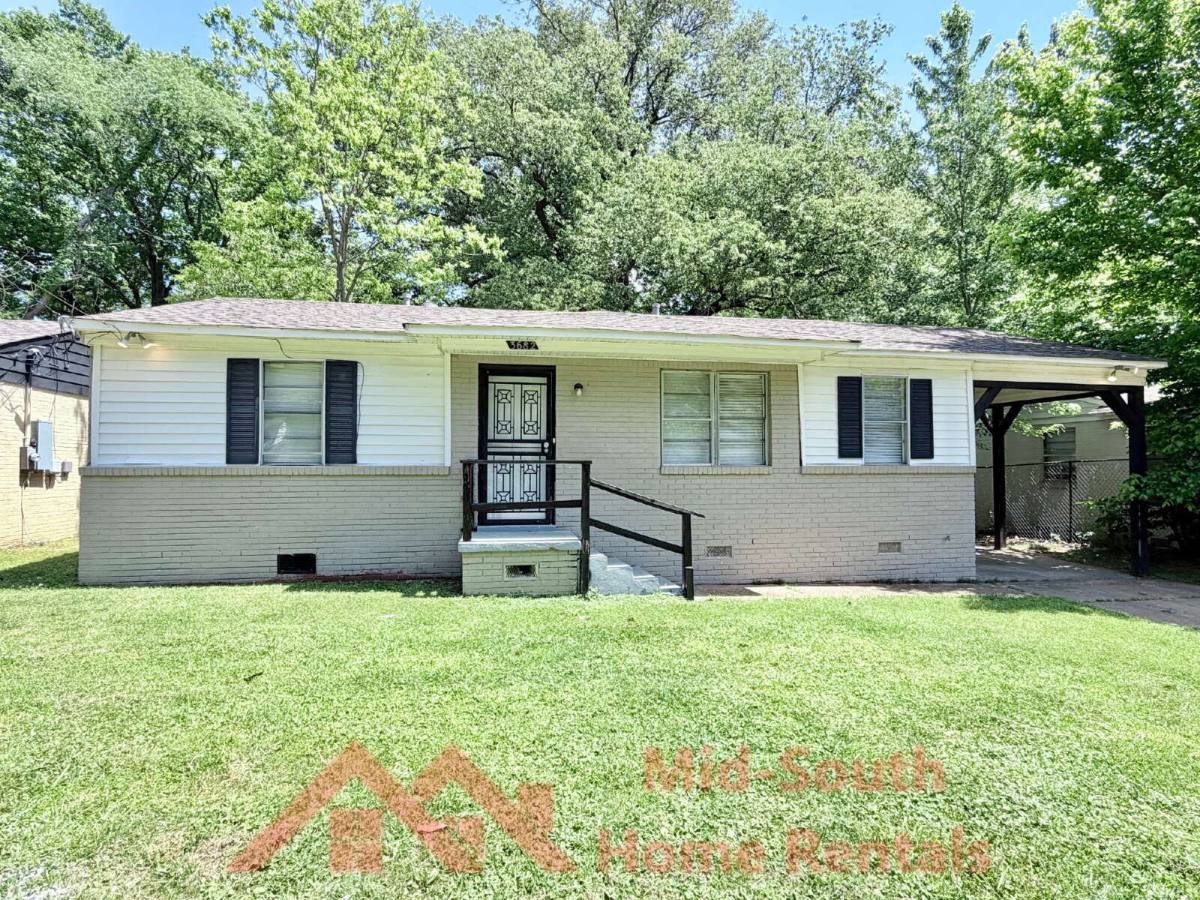 House for rent at 3682 Suzanne Dr, Memphis, TN 38127