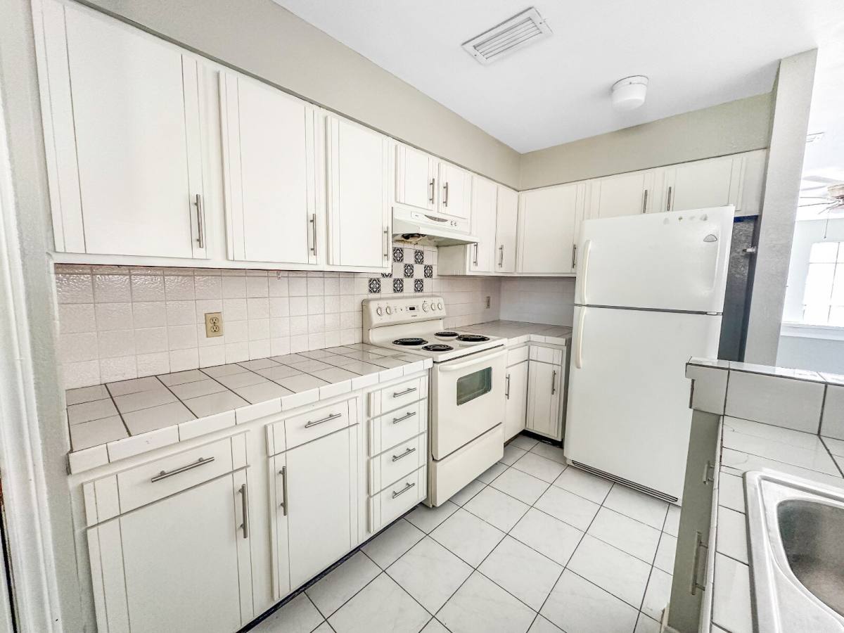 House for rent at 200 E Underpass Ave, McAllen, TX 78501