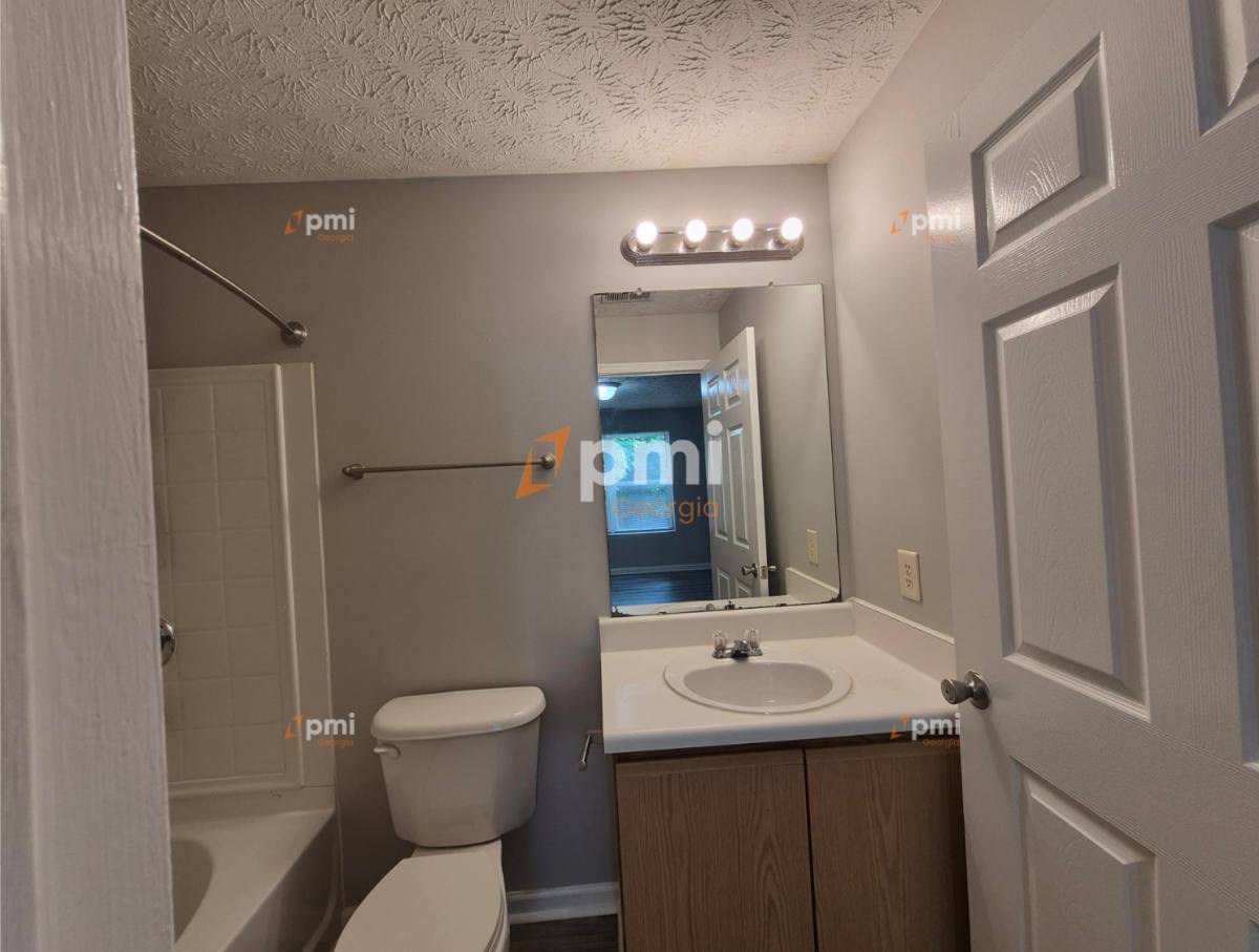 Condo for rent at 2204 Fairington Village Dr, Lithonia, GA 30038