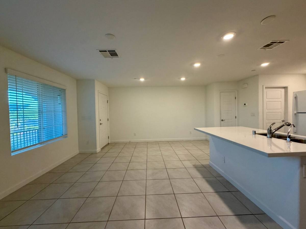 Townhouse for rent at 669 Pickled Pepper Place, Henderson, NV 89015