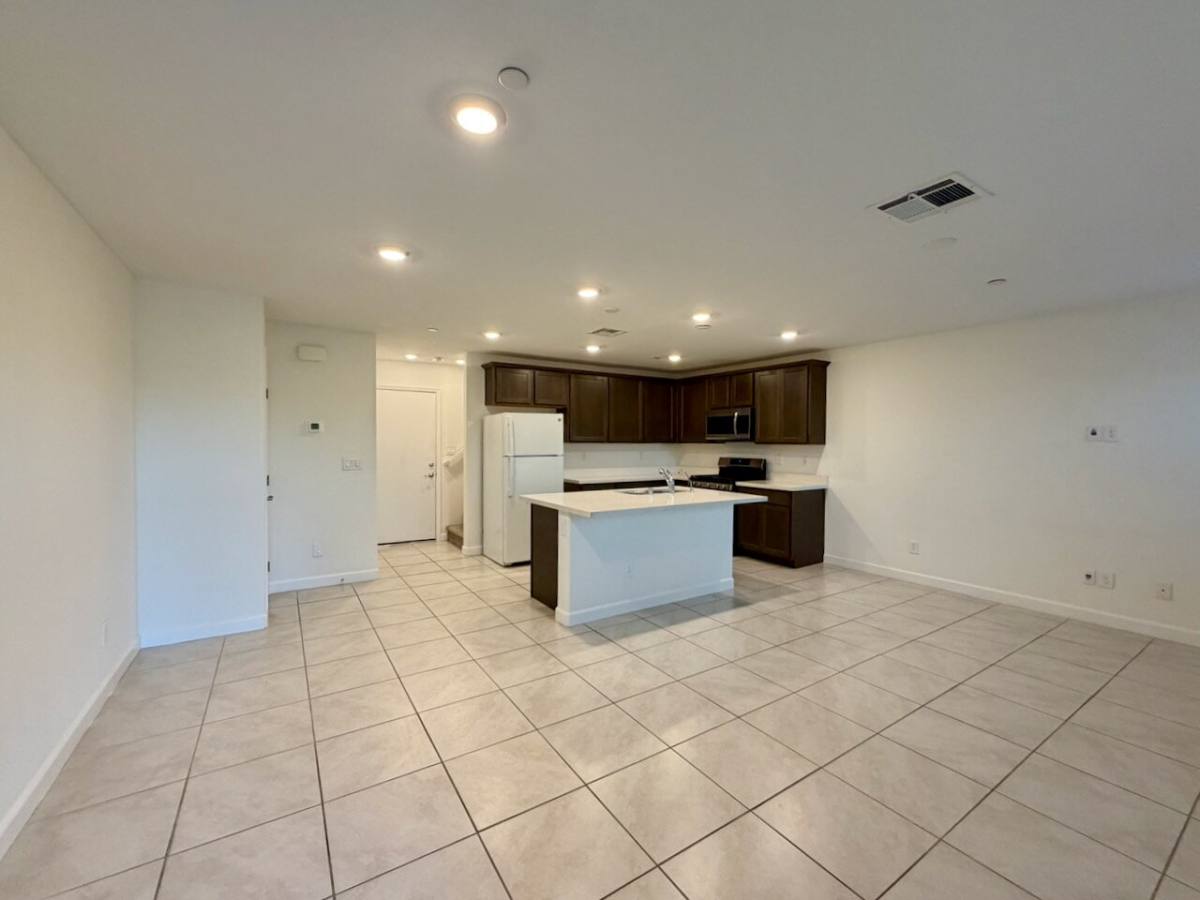 Townhouse for rent at 669 Pickled Pepper Place, Henderson, NV 89015