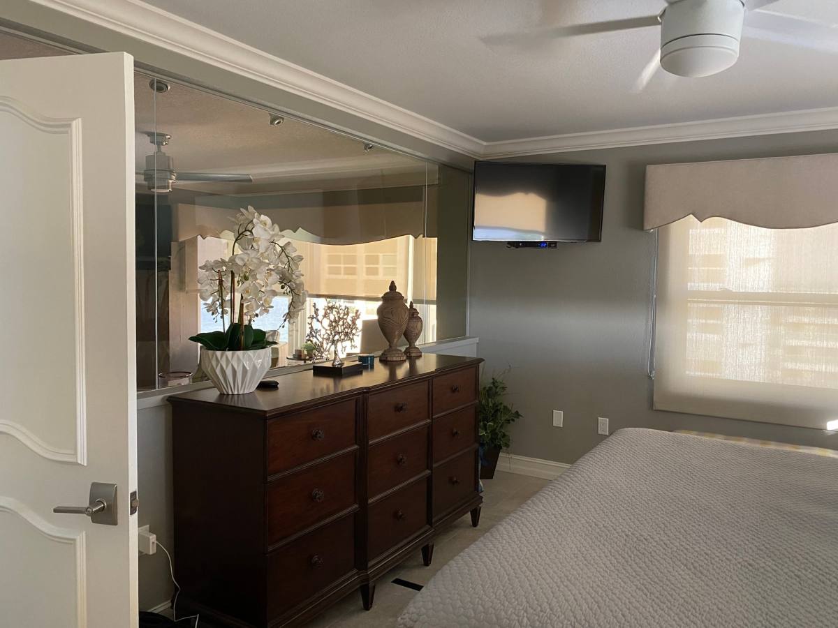 Condo for rent at 17400 Gulf Blvd #J9, Saint Petersburg, FL 33708