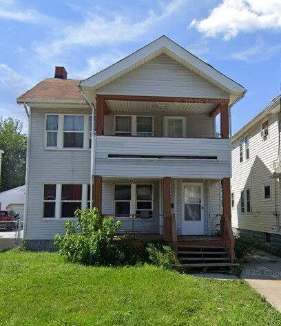 Townhouse for rent at 2094 W 104th St #2, Cleveland, OH 44102