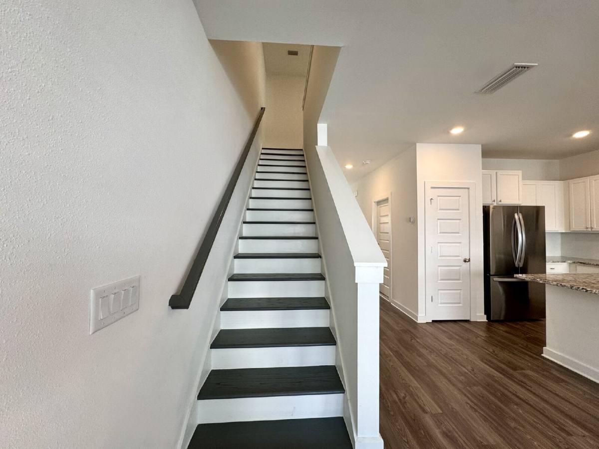 Townhouse for rent at 5889 Tyndall Place, Panama City, FL 32404