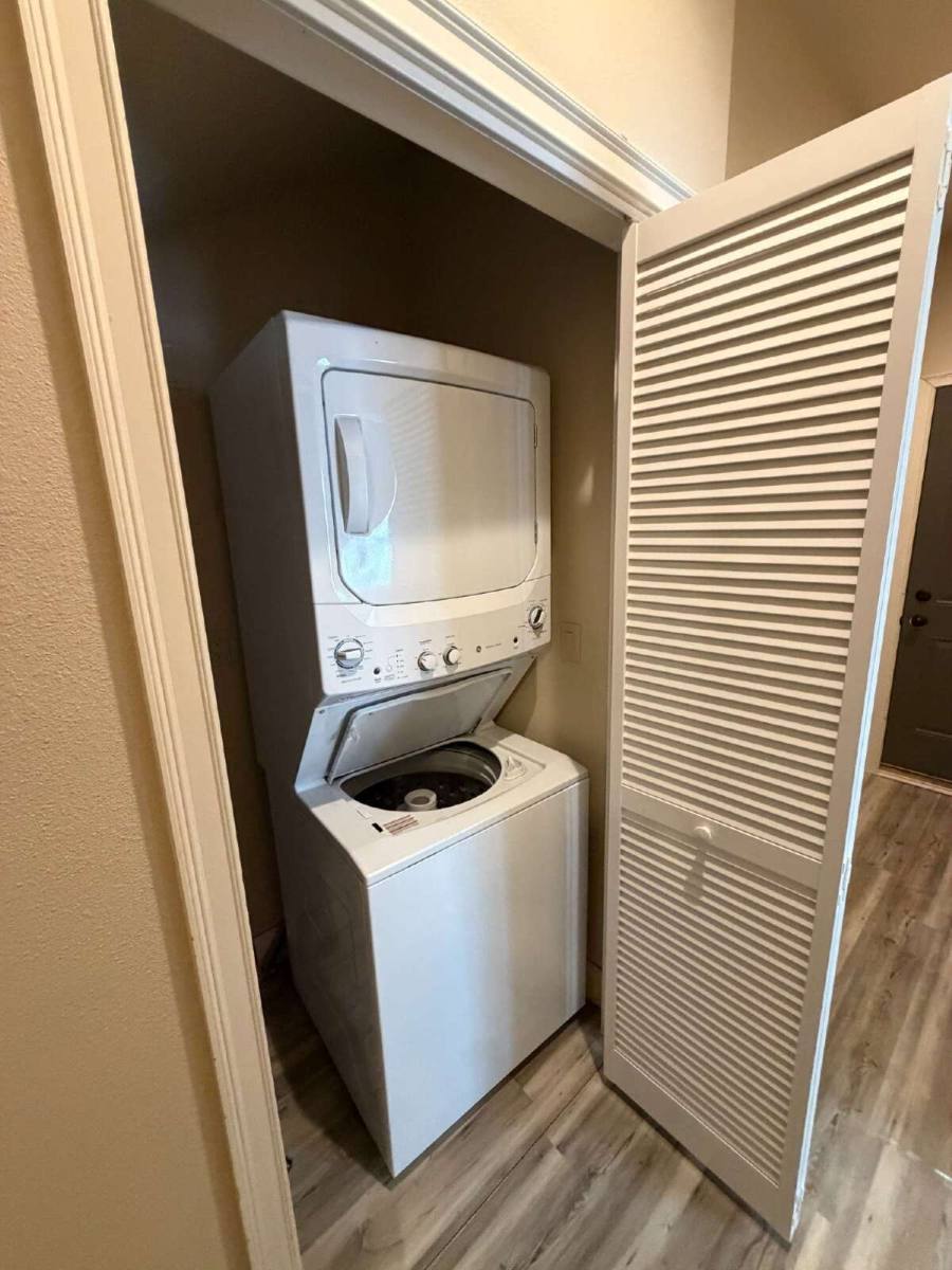 Townhouse for rent at 301 W 1st St #1, Laurel, MT 59044