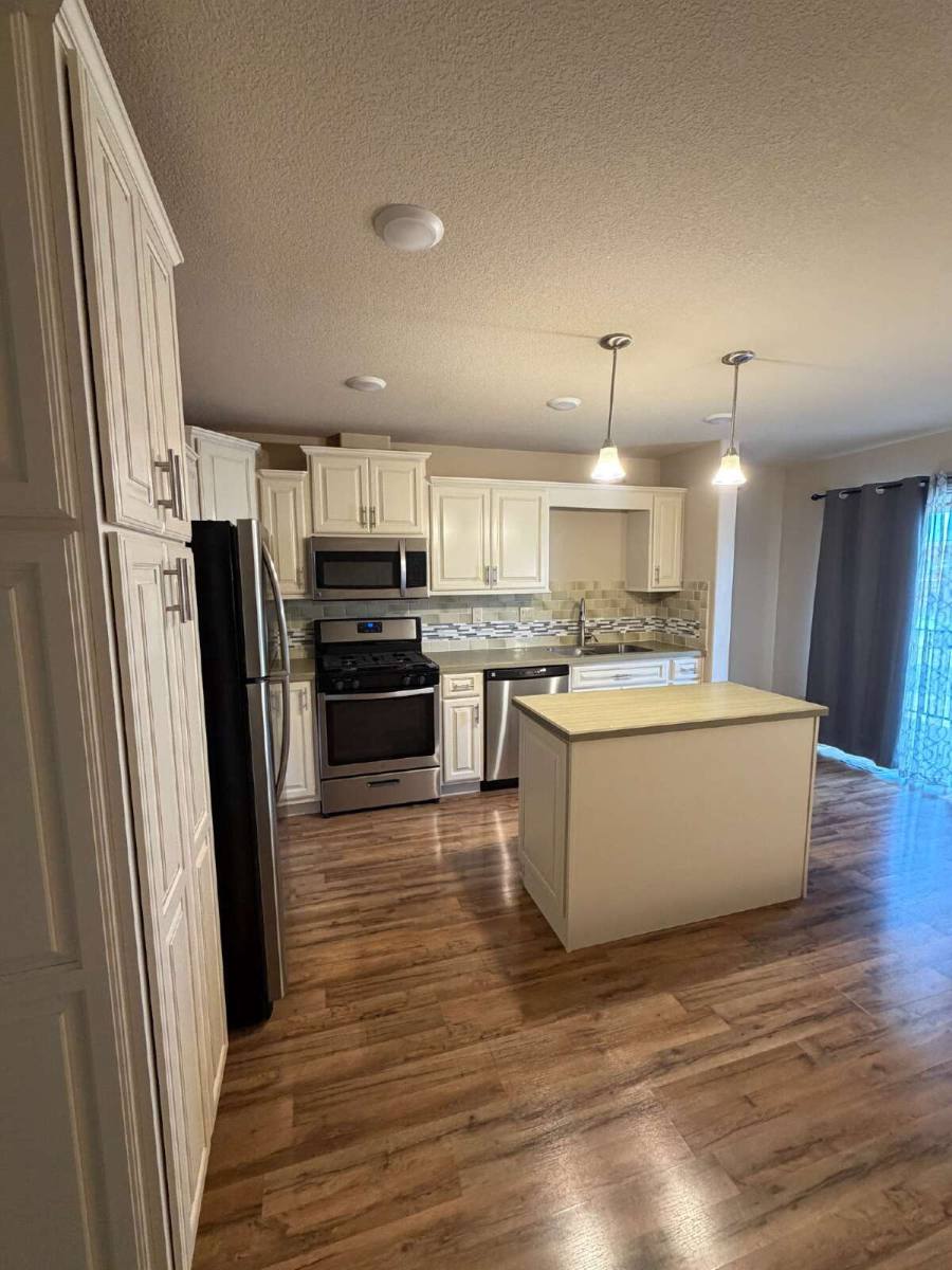 Townhouse for rent at 301 W 1st St #1, Laurel, MT 59044
