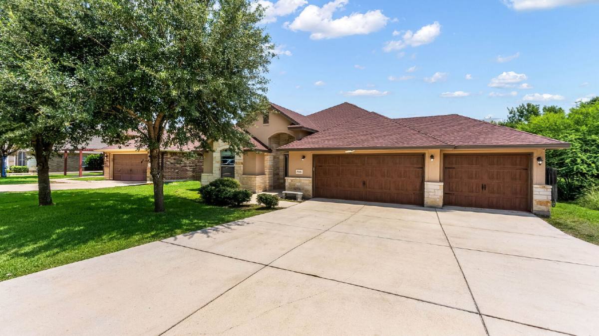 House for rent at 15606 Fox Lane, Schertz, TX 78154