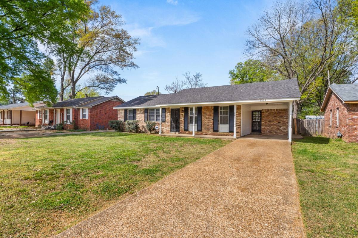 House for rent at 2969 Danville Rd, Memphis, TN 38118