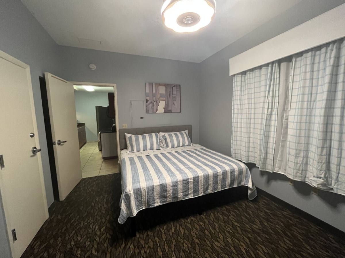 Apartment for rent at 1653 N US-Highway 1, Ormond Beach, FL 32174