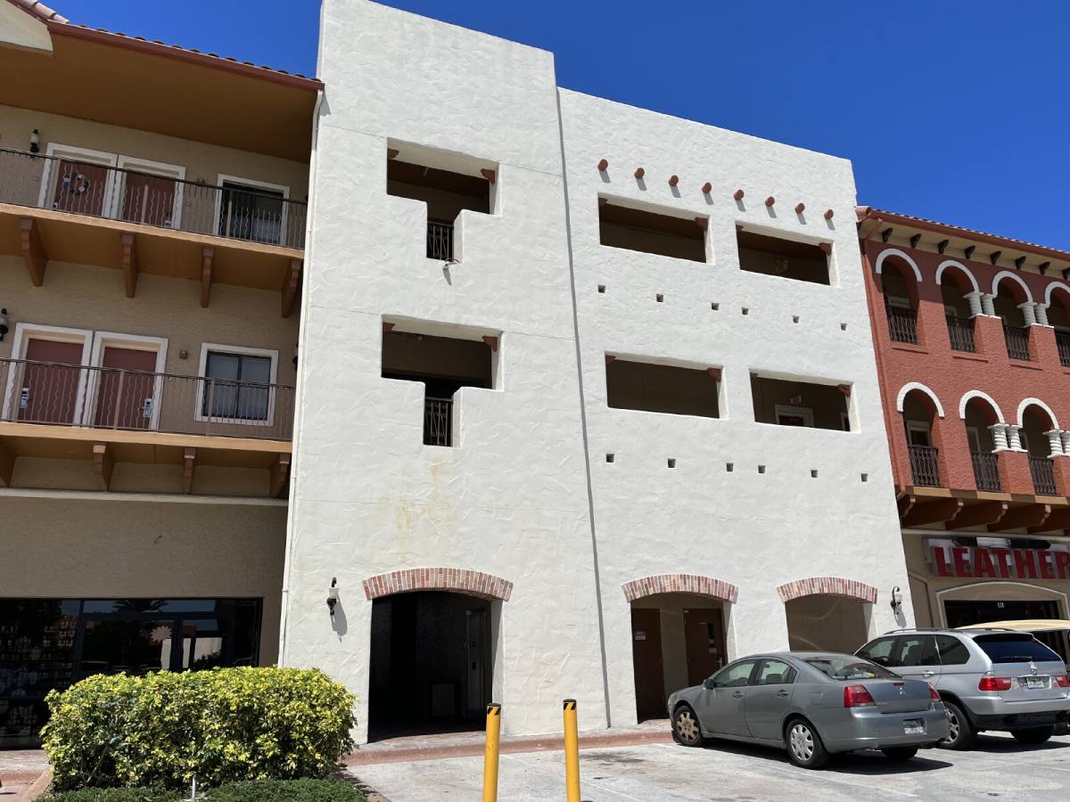 Apartment for rent at 1653 N US-Highway 1, Ormond Beach, FL 32174
