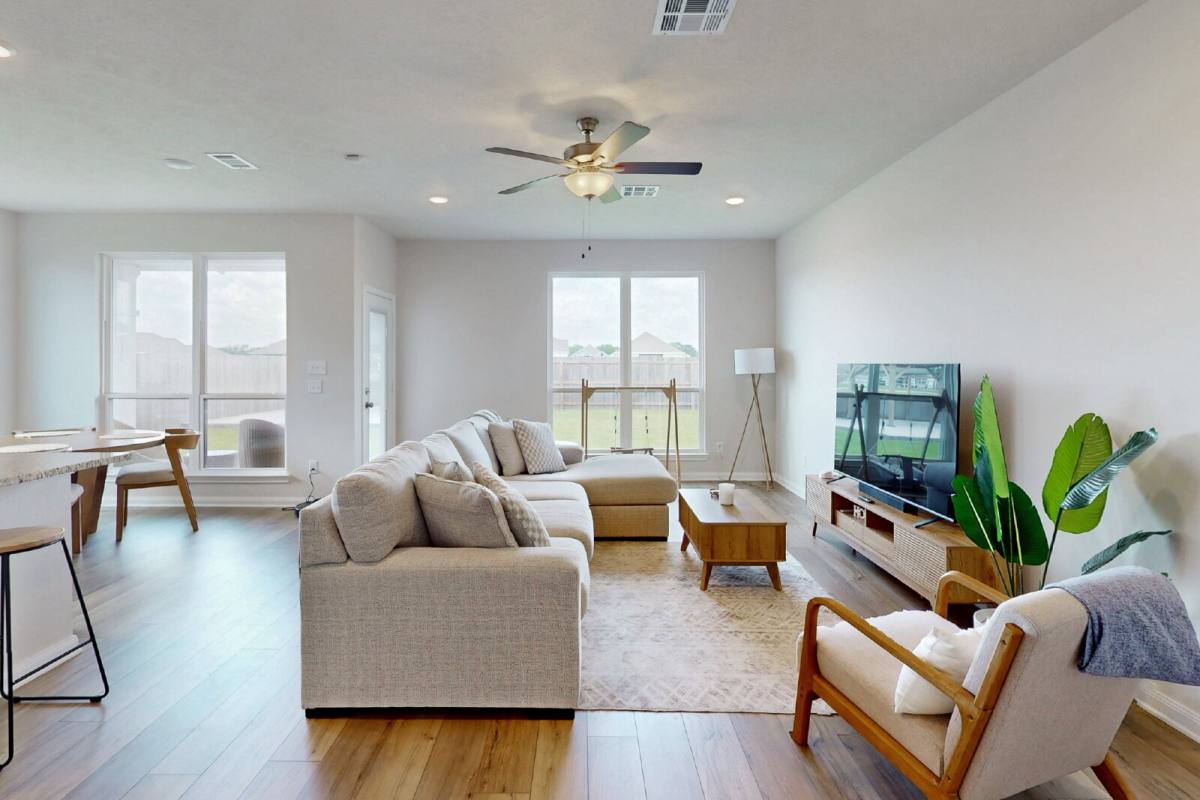 House for rent at 293 Harvest Lake Dr, Snook, TX 77878