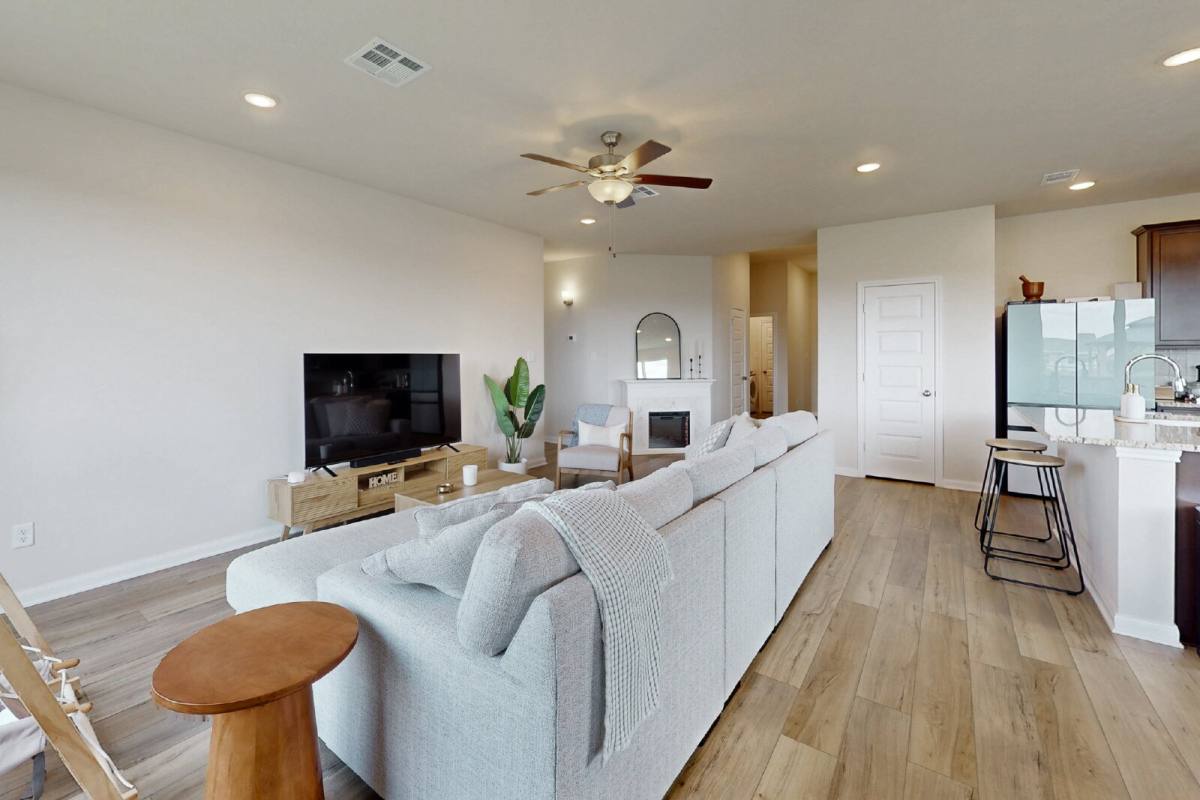 House for rent at 293 Harvest Lake Dr, Snook, TX 77878