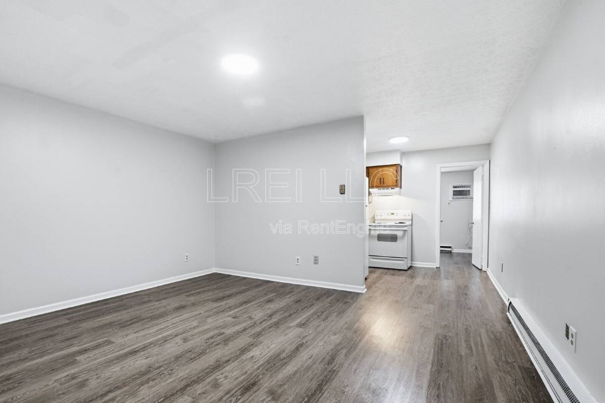 Apartment for rent at 176 Thistlewood Ave, Frankfort, KY 40601