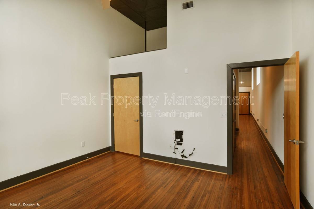 Apartment for rent at 132 N Sycamore St, Petersburg, VA 23803