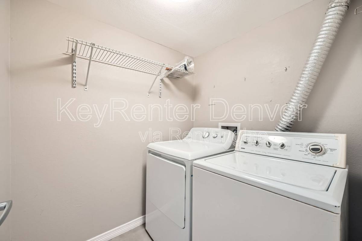 Apartment for rent at 14026 E Stanford Circle #J1, Aurora, CO 80015