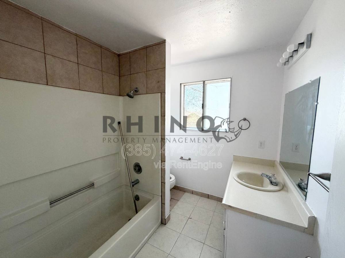 Townhouse for rent at 475 N 1465 W, Salt Lake City, UT 84116