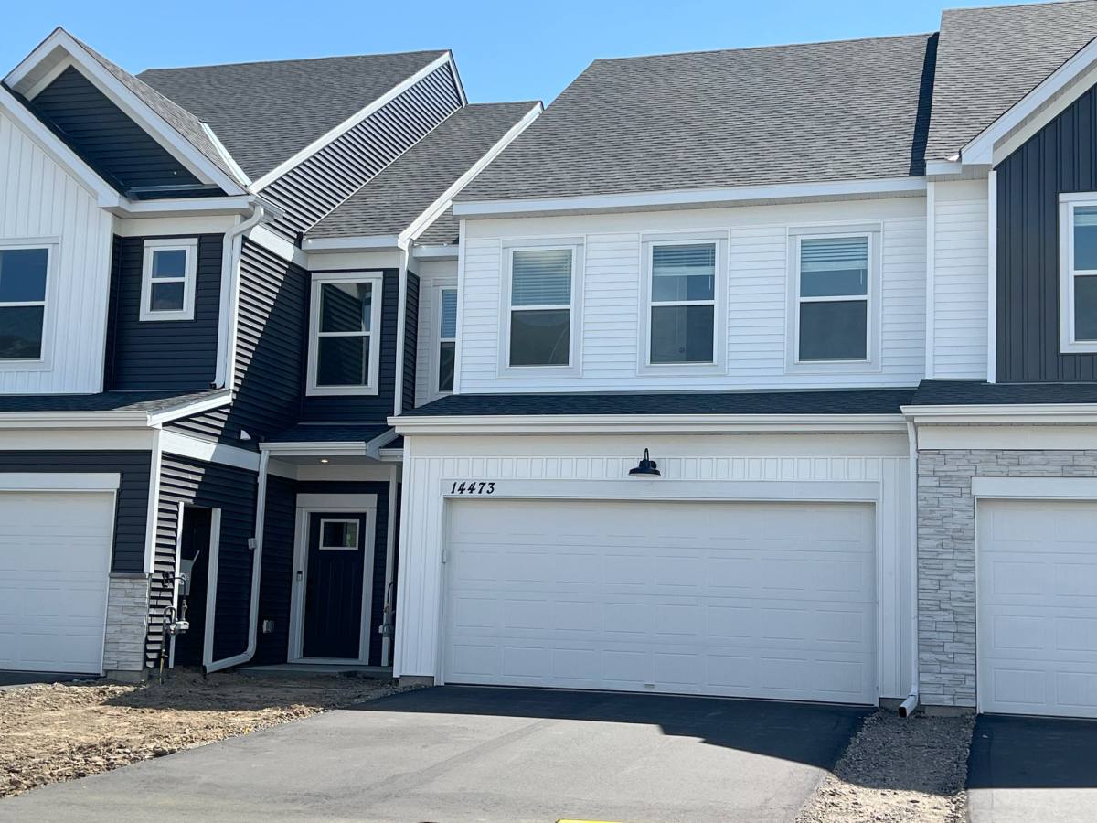 Townhouse for rent at 14473 103rd Place N, Osseo, MN 55369