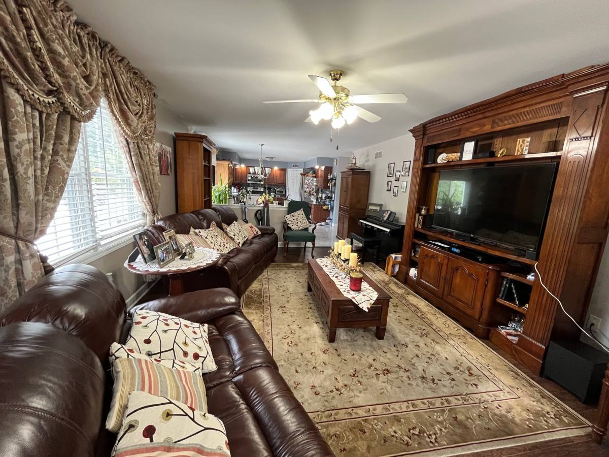 House for rent at 1036 Meadow Dr, Reading, PA 19605