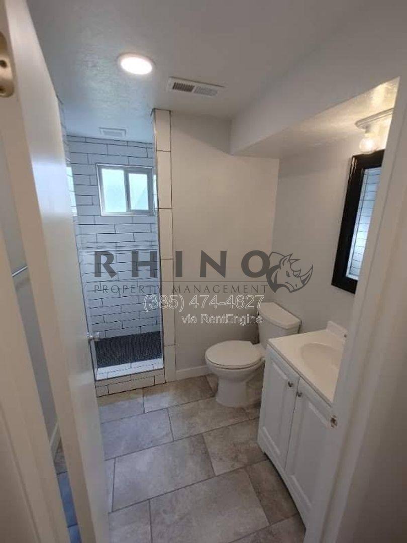 House for rent at 983 E Dry Gulch Circle, Sandy, UT 84094