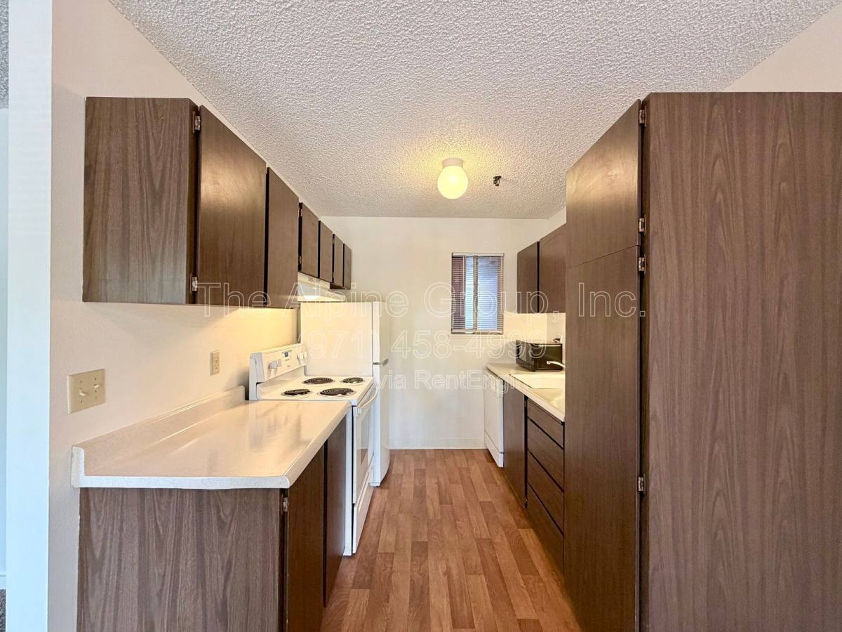 Apartment for rent at 13357 SW 17th St, Beaverton, OR 97008