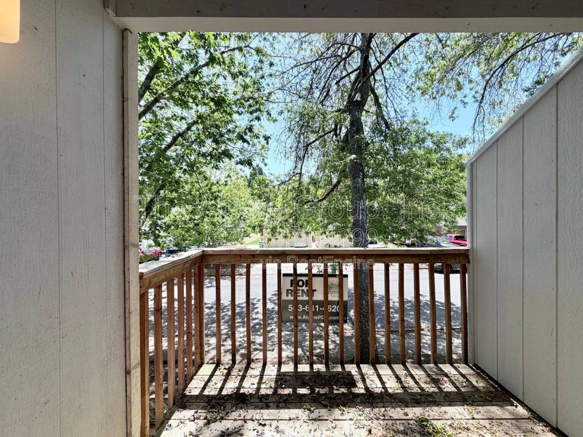 Apartment for rent at 13341 SW 17th St, Beaverton, OR 97008