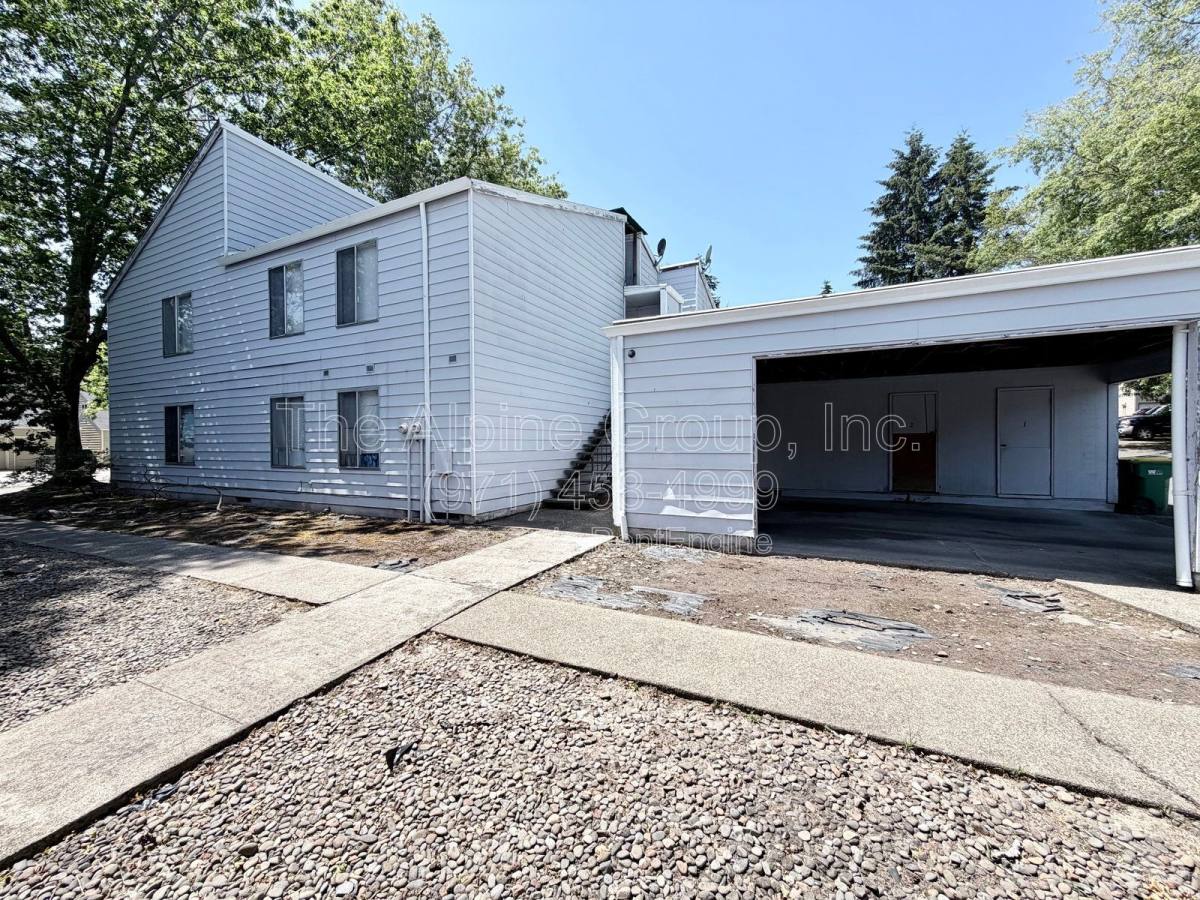 Apartment for rent at 13341 SW 17th St, Beaverton, OR 97008