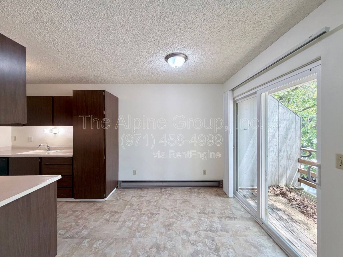 Apartment for rent at 13325 SW 17th St, Beaverton, OR 97008