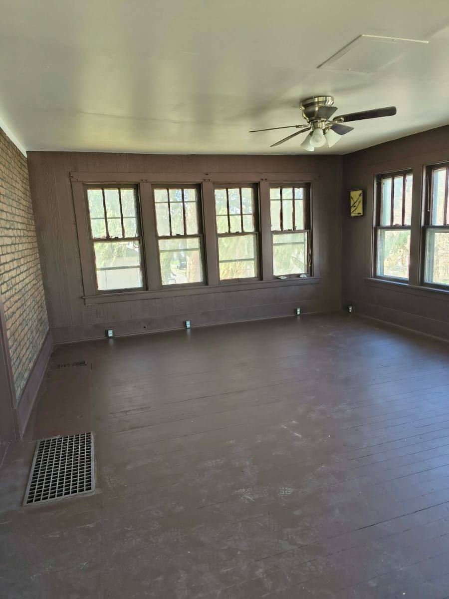 House for rent at 225 E 5th Ave, Altoona, PA 16602