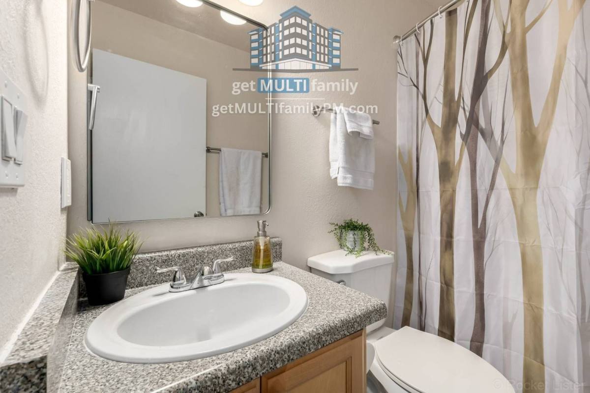 Condo for rent at 11640 N 51st Ave #237, Glendale, AZ 85304