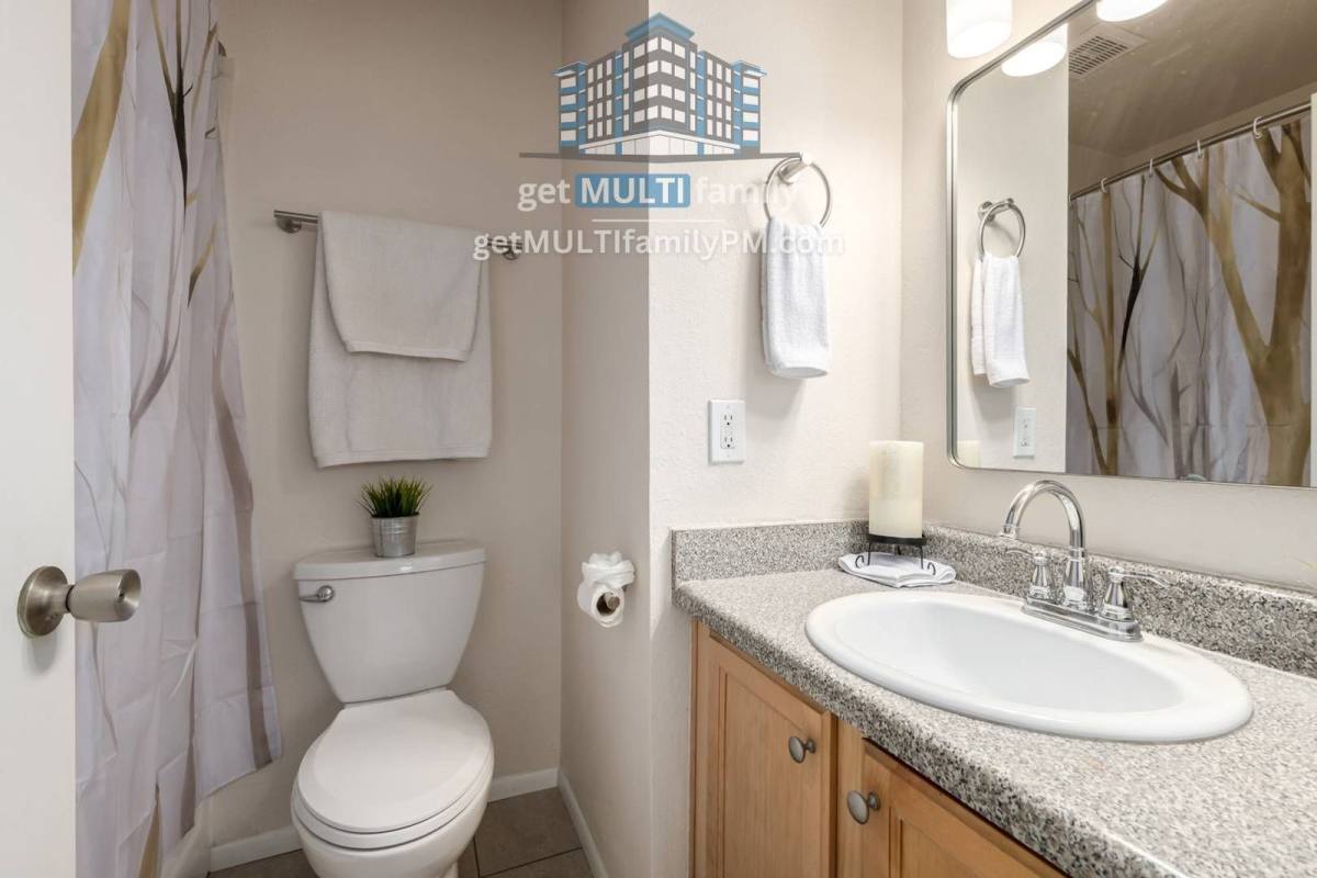 Condo for rent at 11640 N 51st Ave #237, Glendale, AZ 85304